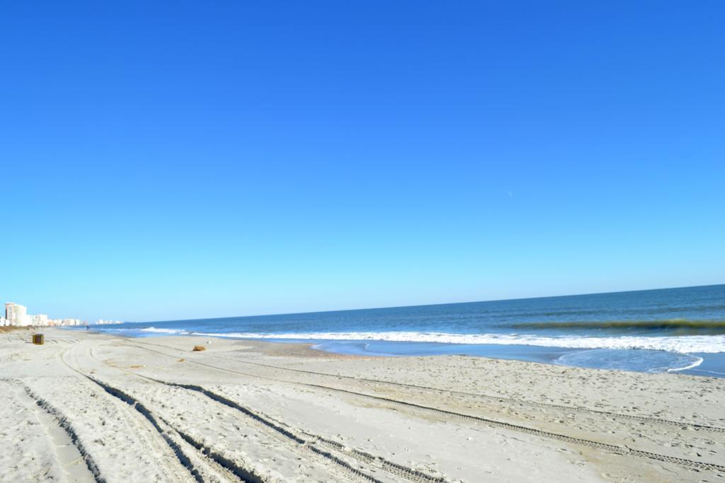 Ocean Towers Resort Atlantic Beach Exterior photo