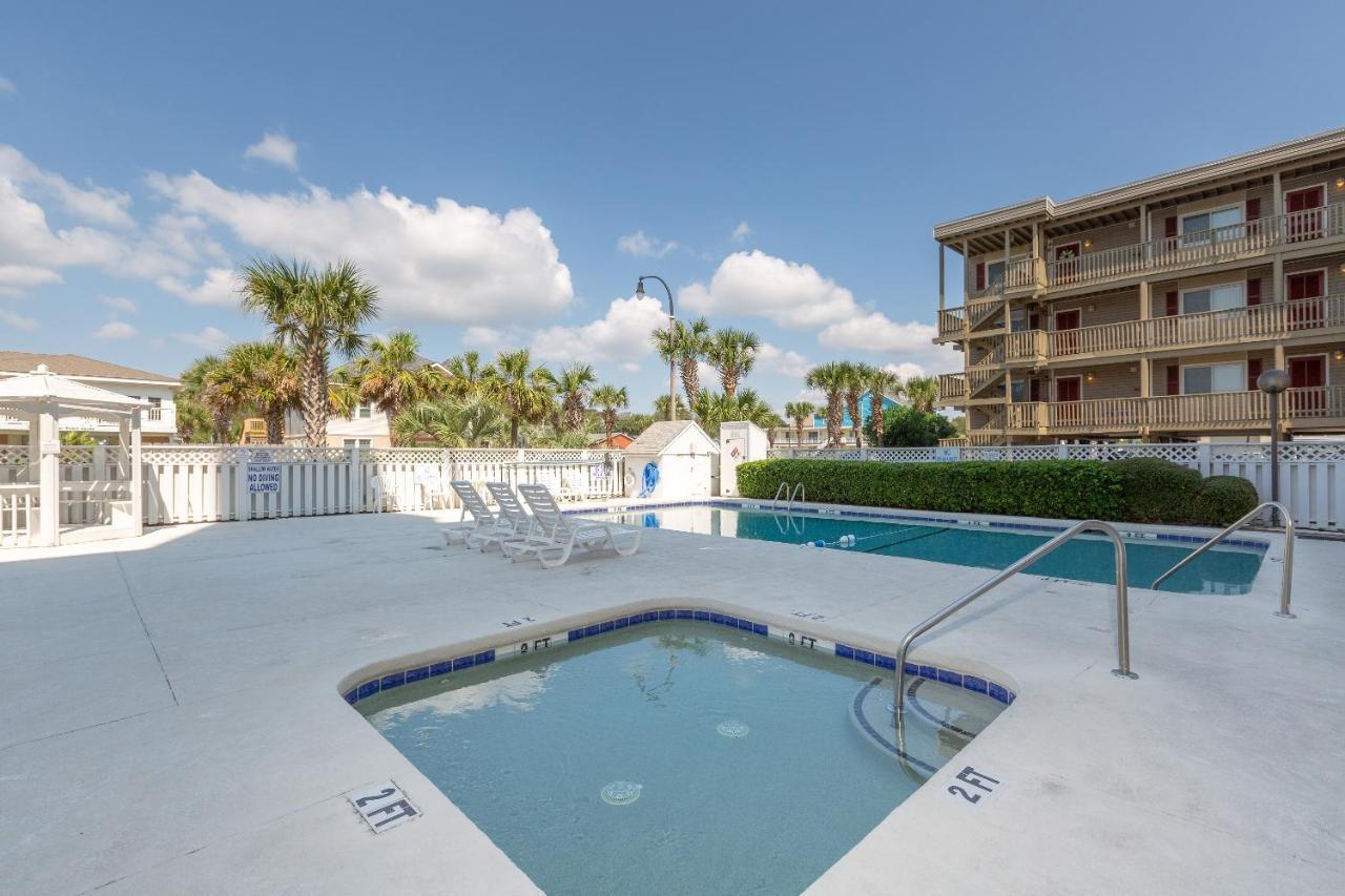 Ocean Towers Resort Atlantic Beach Exterior photo